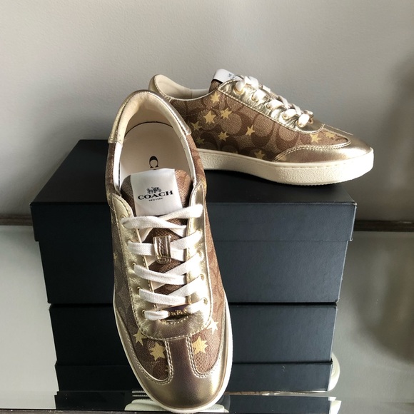 Coach Shoes - COACH SIGNATURE STAR SNEAKERS SIZE 7B